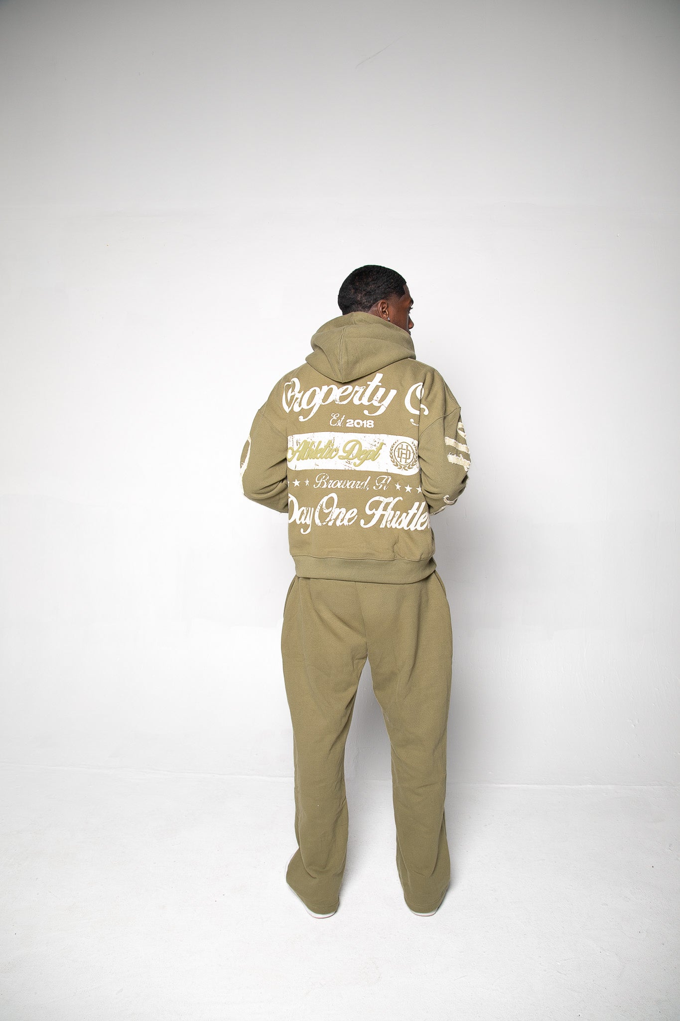 D1H Athletic Set " Olive Green "