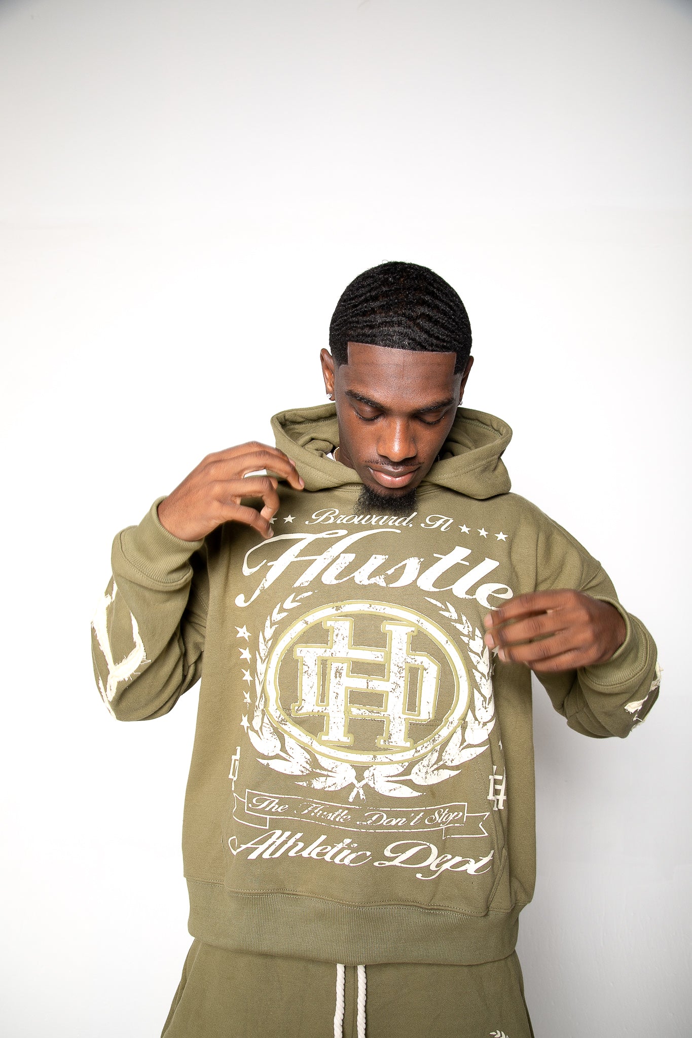 D1H Athletic Set " Olive Green "