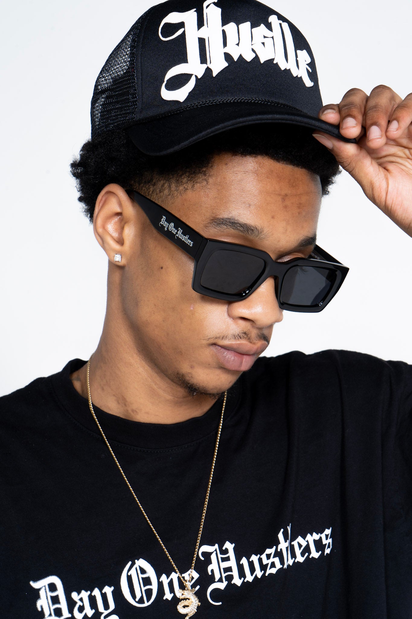 D1H JET BLACK Sunglasses
