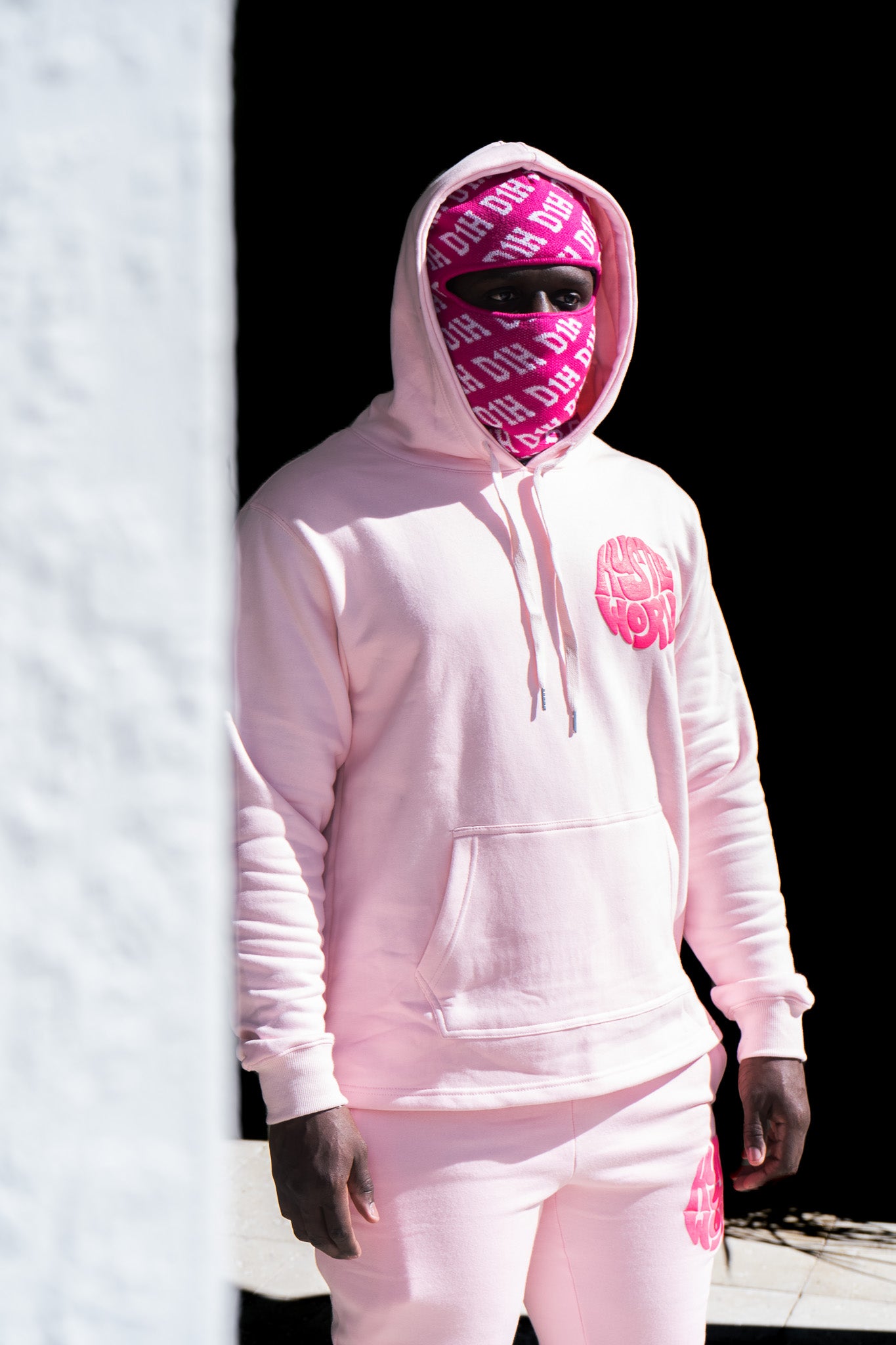 D1H Hustle World Set ( Pink )