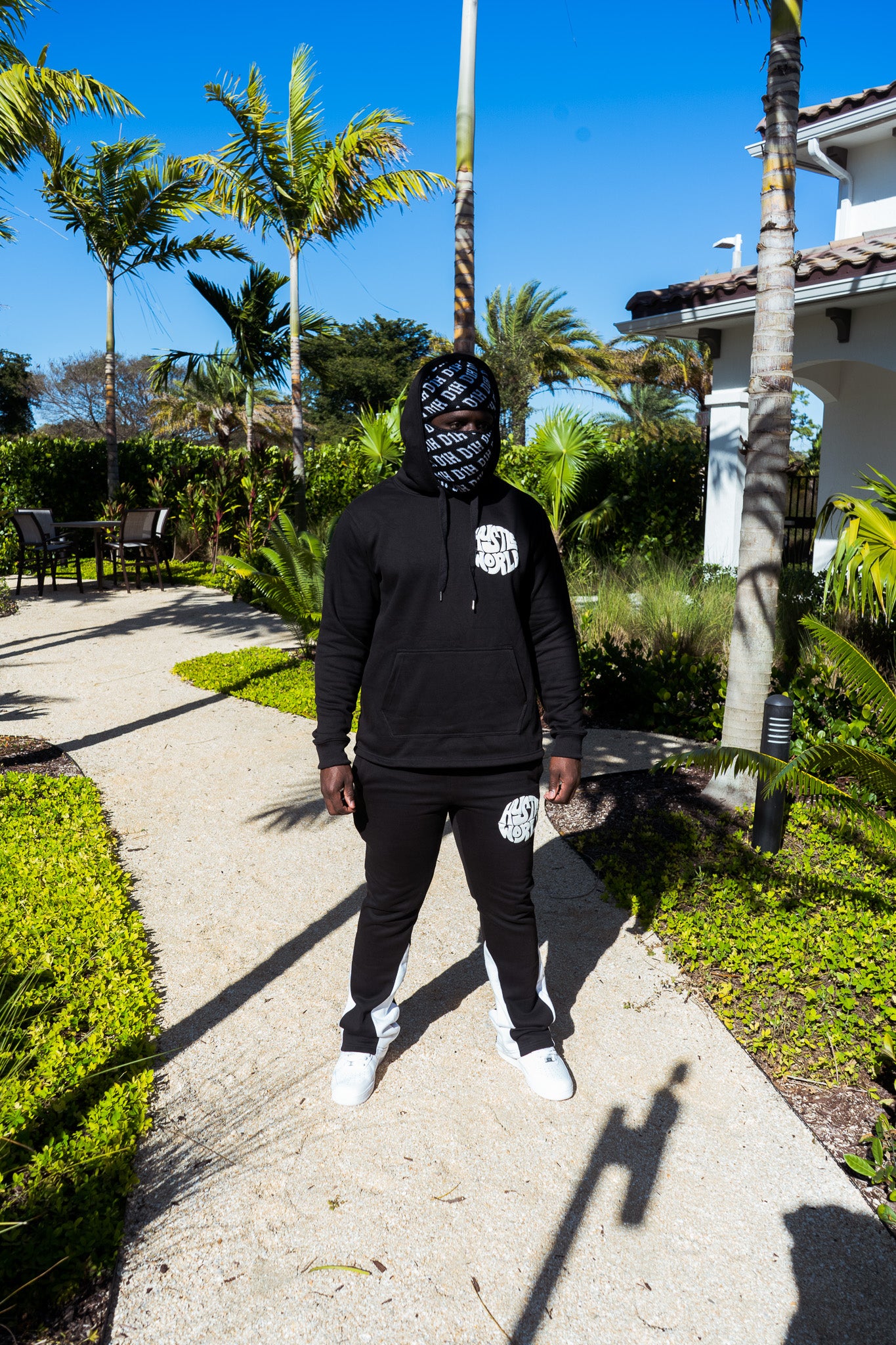 D1H Hustle World Set ( Black )