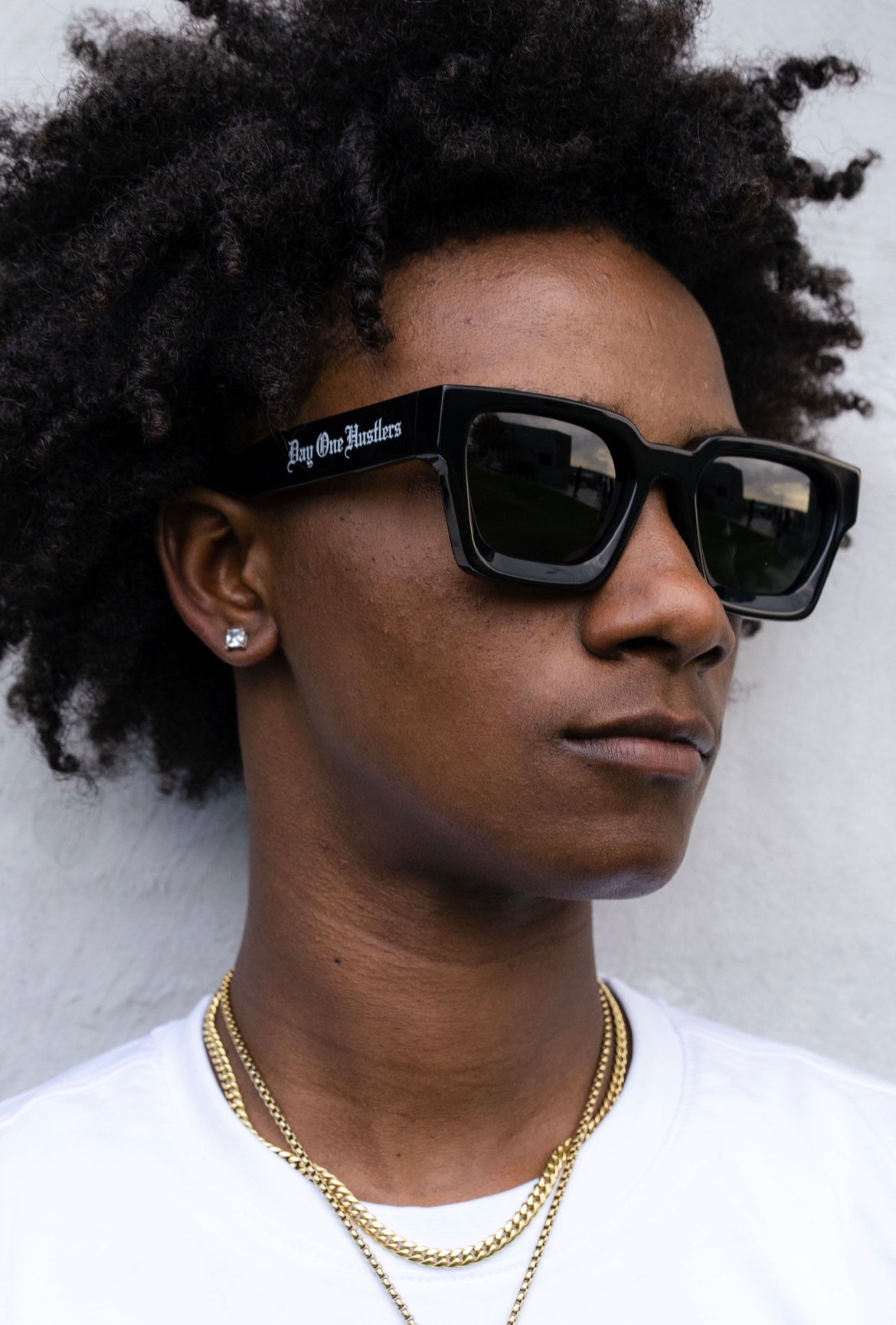 D1H Sunglasses ( Black )