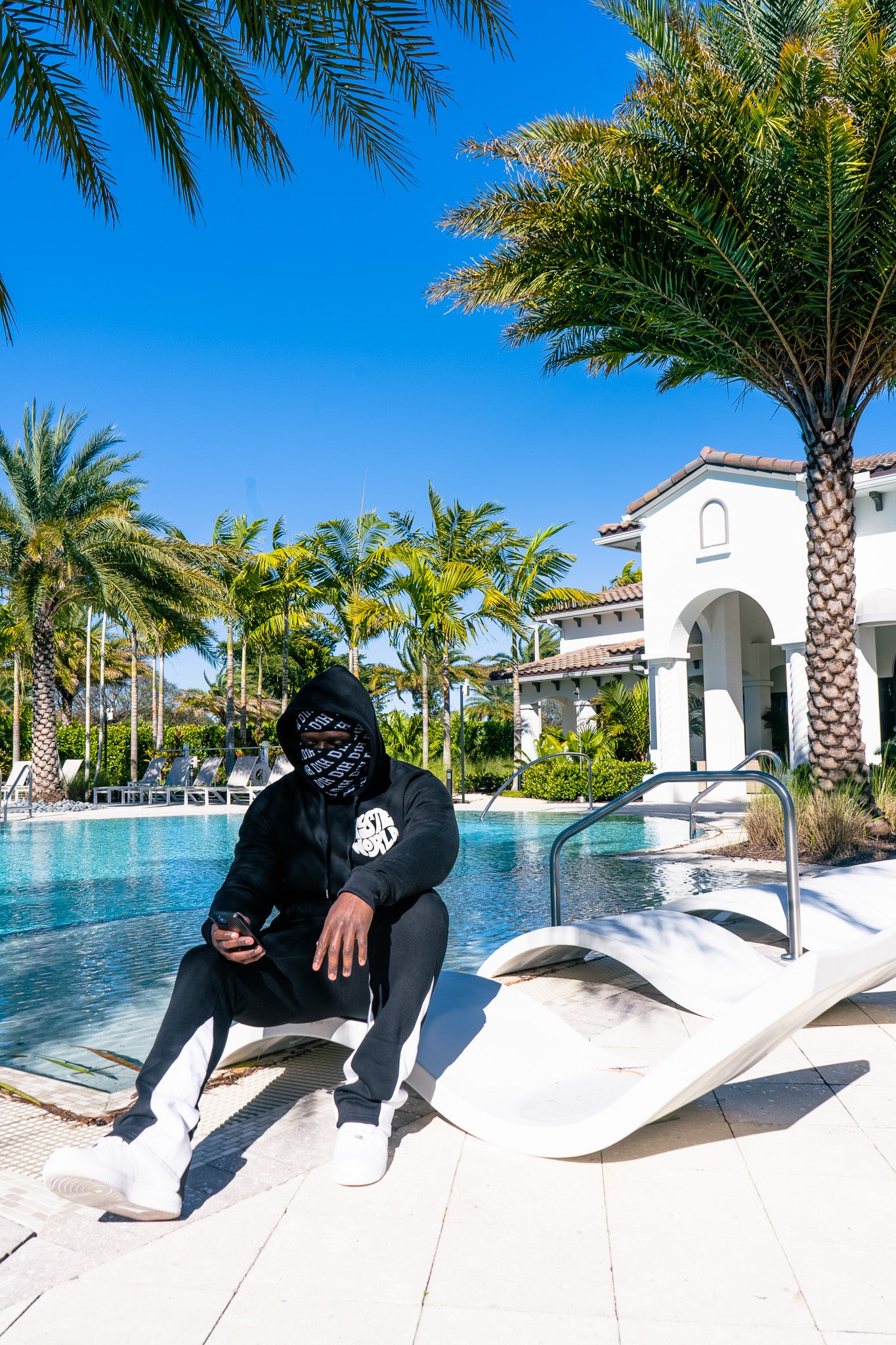 D1H Hustle World Set ( Black )