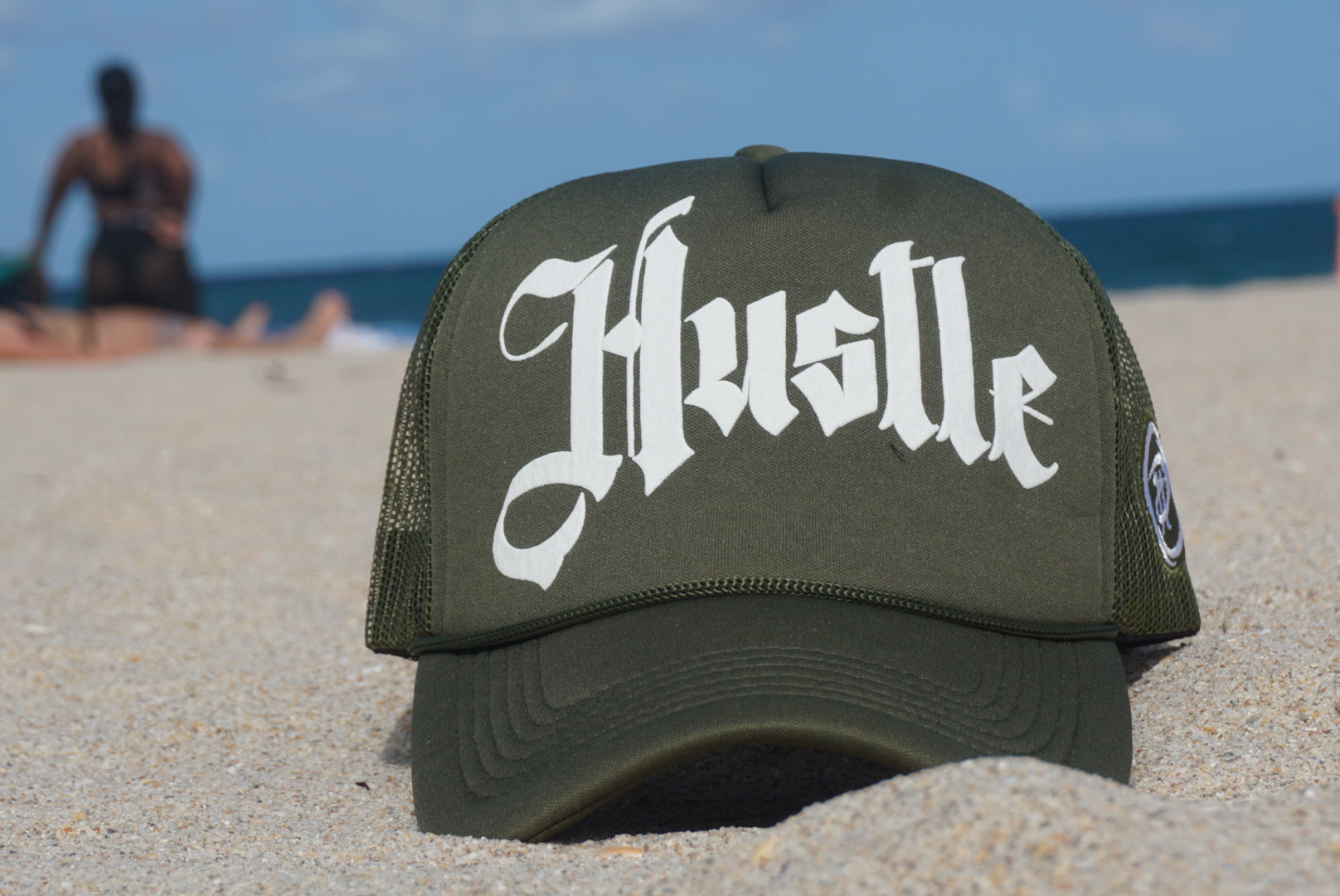 Hustle Trucker ( OLIVE GREEN )