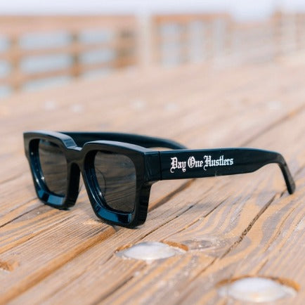 D1H Sunglasses ( Black )