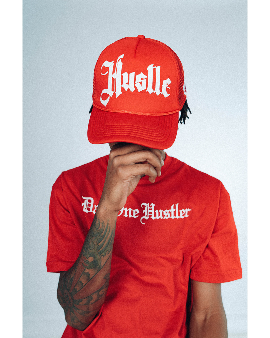 Hustle Trucker ( RED )